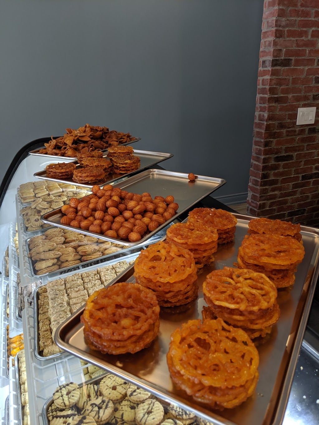 BB Cafe Newmarket | 17335 Yonge St Unit #3, Newmarket, ON L3Y 8Z2, Canada | Phone: (905) 503-7255