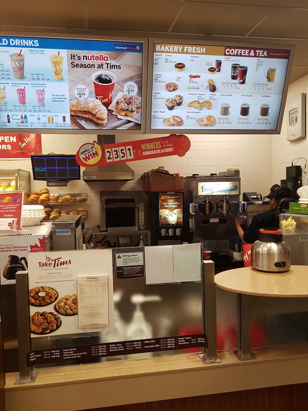 Tim Hortons | 901 Sheppard Ave W, North York, ON M3H 2T7, Canada | Phone: (416) 633-3387