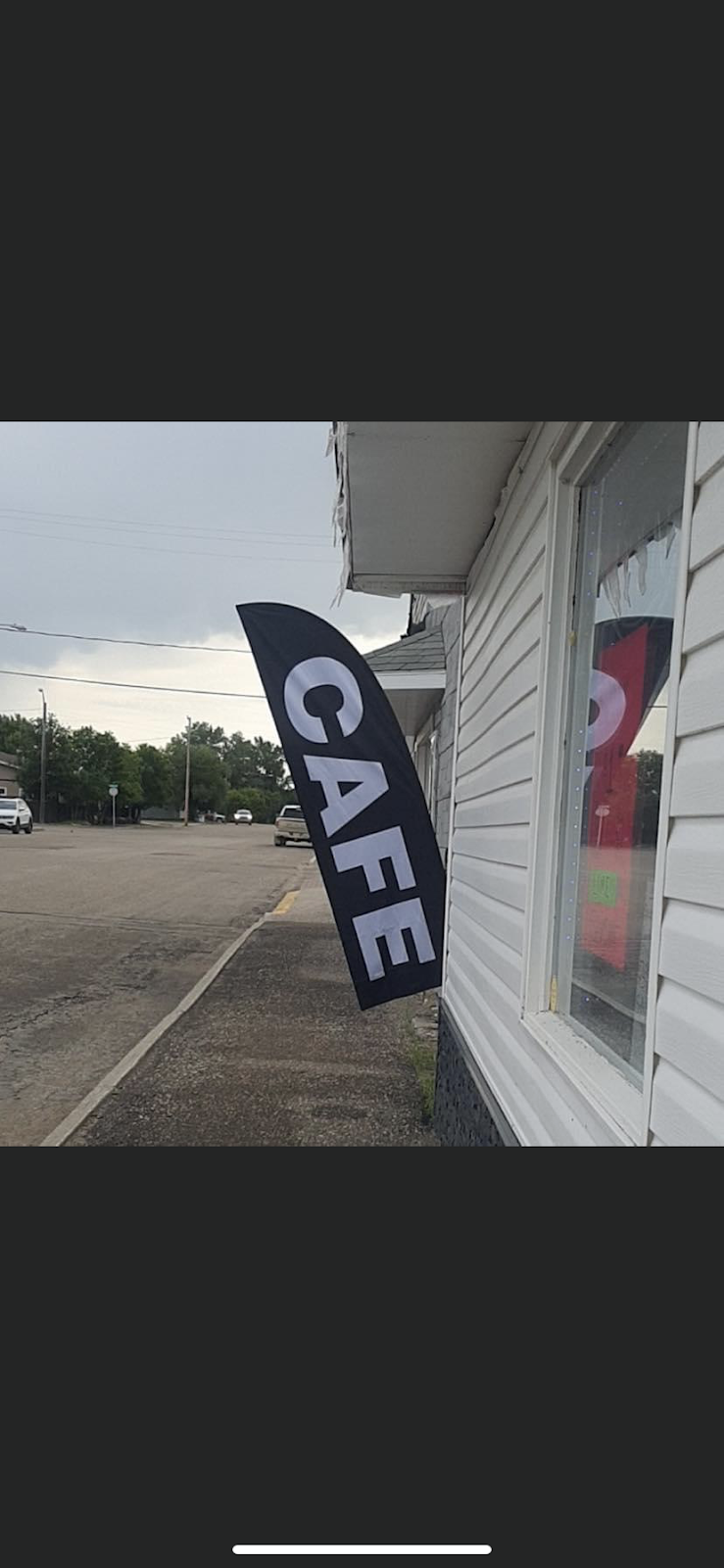 Bengough Cafe | 151 1 Ave W, Bengough, SK S0C 0K0, Canada | Phone: (306) 268-2111