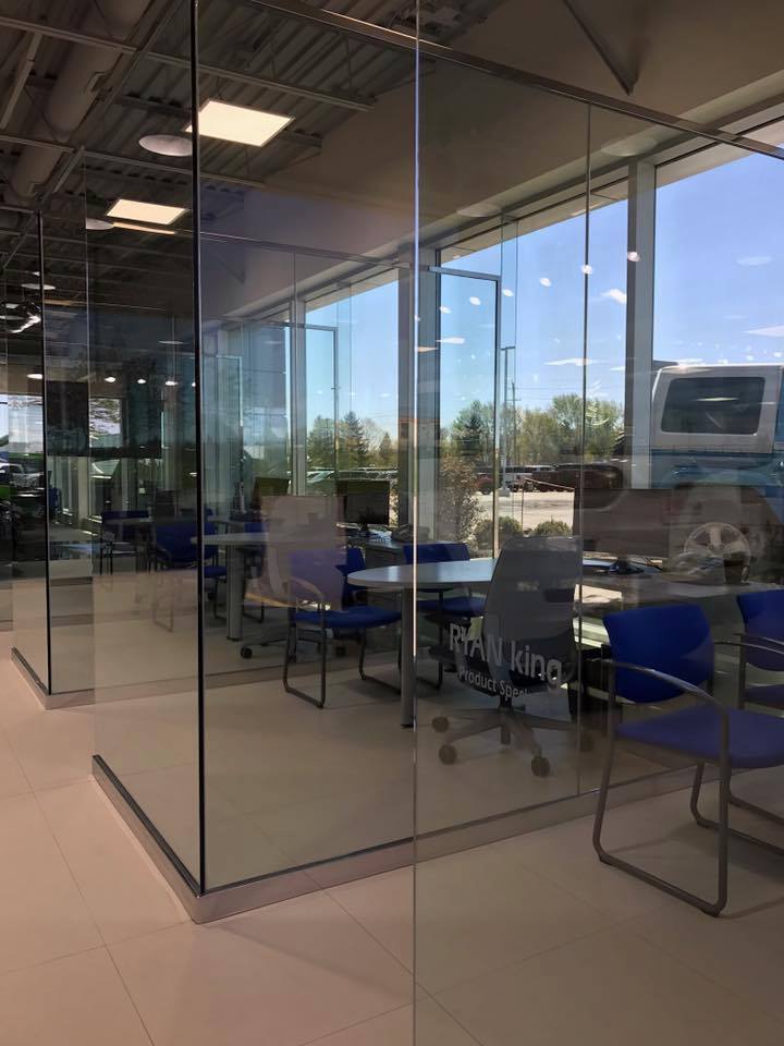Dale Wurfel Chrysler Dodge Jeep Ltd. | 28478 Centre Rd, Strathroy, ON N7G 3J2, Canada | Phone: (519) 245-2550