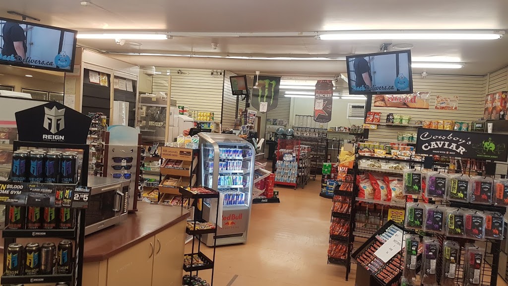 Co-op Gas Bar | gas station | 274 Thornhill St, Morden, MB R6M 1E2, Canada | 2048224684 OR +1 204-822-4684
