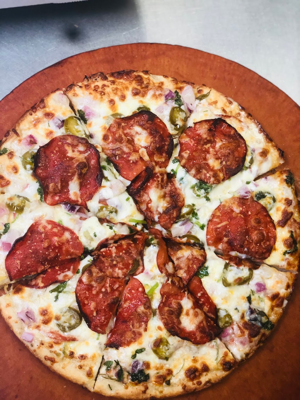 Great Pizza | 31831 S Fraser Way unit C, Abbotsford, BC V2T 1V4, Canada | Phone: (604) 852-0241