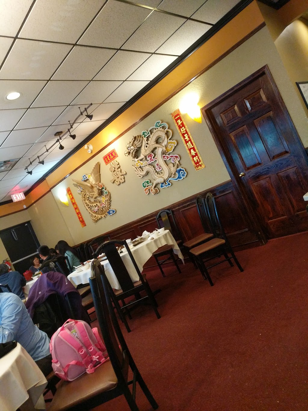 Edgemont City Asian Cuisine | 45 Edenwold Dr NW #209, Calgary, AB T3A 3S8, Canada | Phone: (403) 547-0239