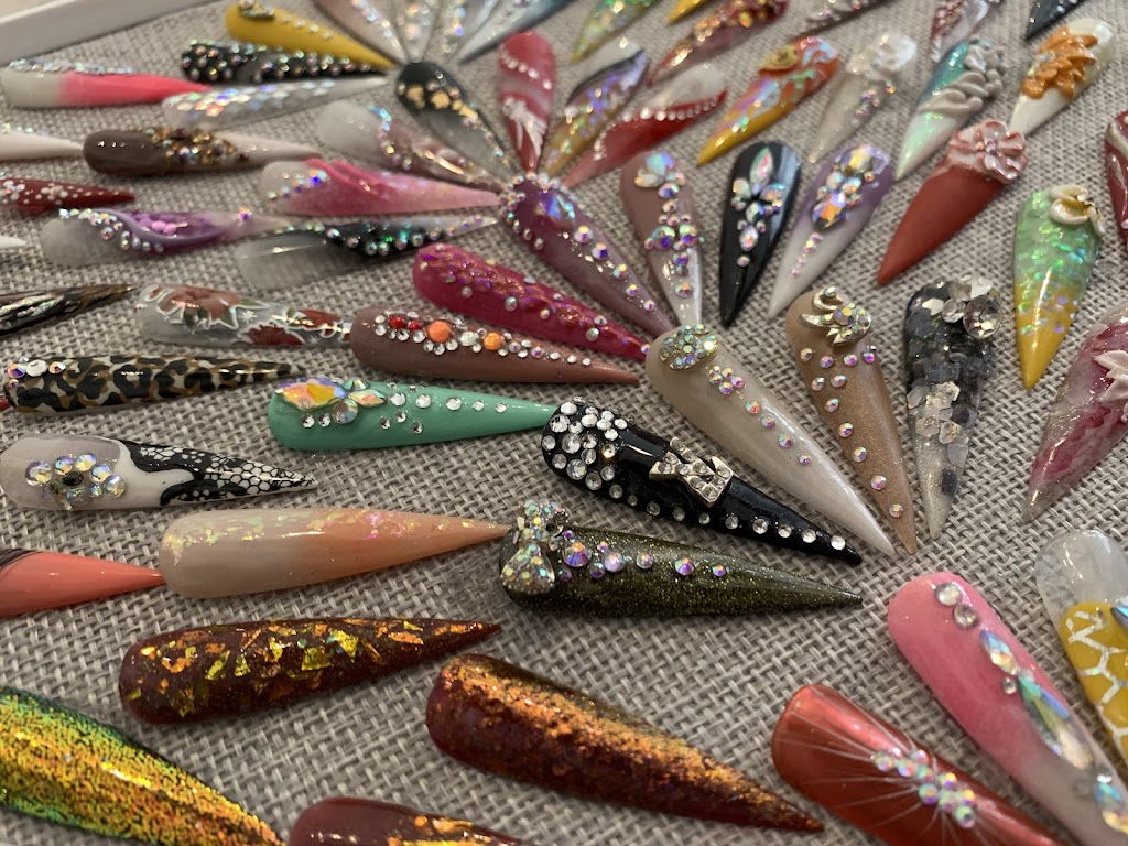Elite nail and Cosmetic | 115 Christopher Dr, Cambridge, ON N1R 4S1, Canada | Phone: (226) 978-2547