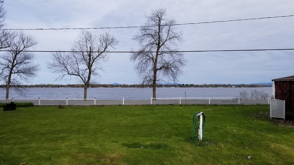 Camping Les Acres Verts | 525 Avenue de Venise O, Venise-en-Québec, QC J0J 2K0, Canada | Phone: (450) 244-5111