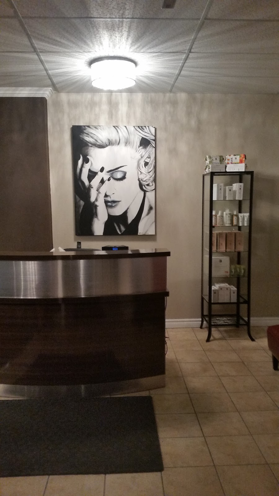 Nevaeh Spa And Salon | 300 Brucedale Ave E, Hamilton, ON L9A 1R1, Canada | Phone: (905) 388-2224