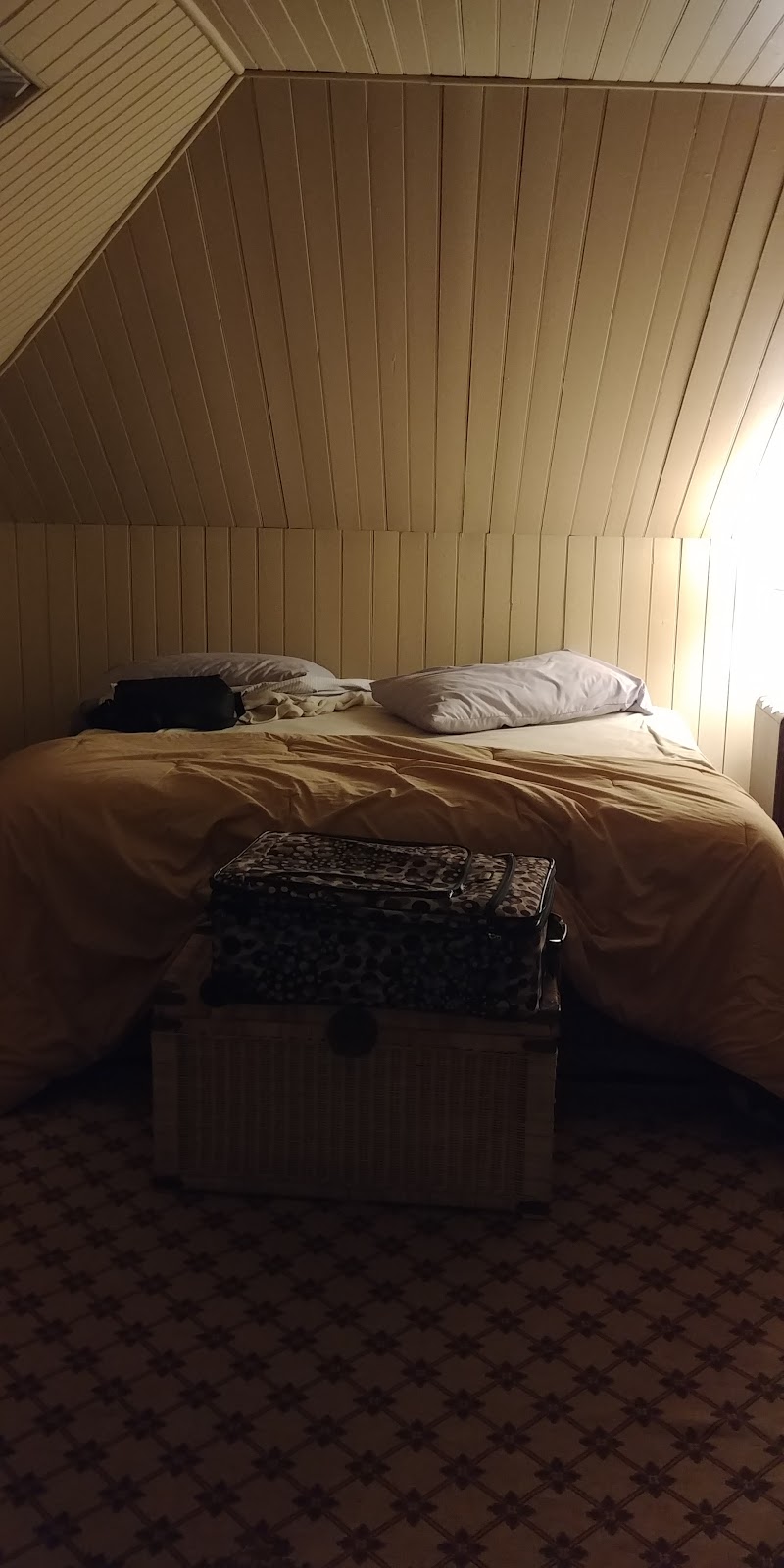 Gîte à La Maison DElyse | 218 LAMBERT AVE, Beauceville, QC G5X 1S5, Canada | Phone: (418) 774-3169