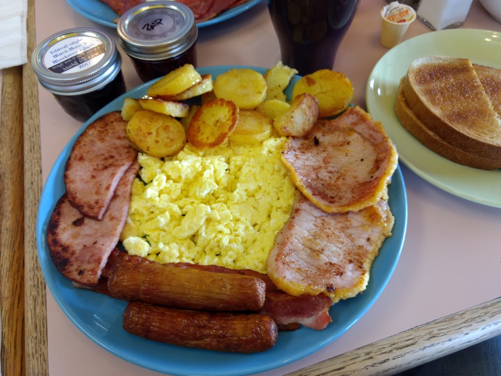The Breakfast Club | 6048 ON-9, Schomberg, ON L0G 1T0, Canada | Phone: (905) 939-2582