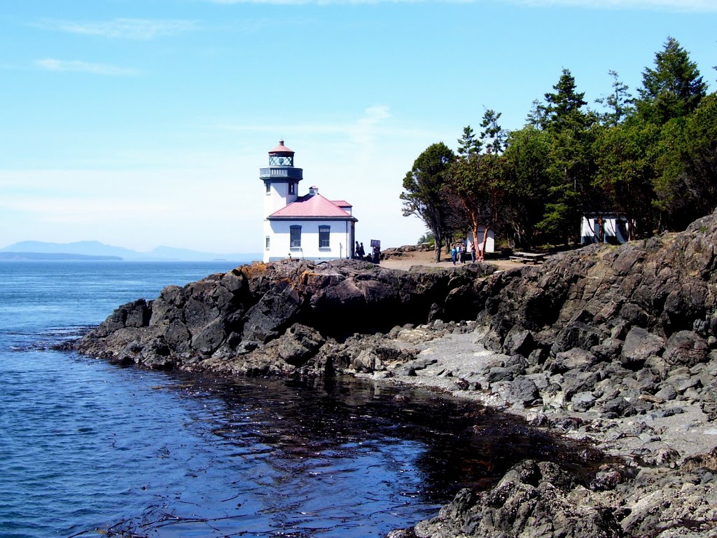 Lime Kiln Lighthouse | Lighthouse Rd, Friday Harbor, WA 98250, USA | Phone: (360) 378-2044