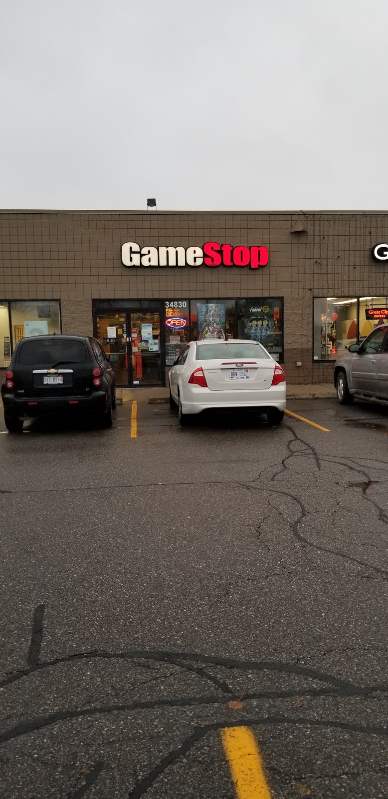 GameStop | 34830 23 Mile Rd, Chesterfield, MI 48047, USA | Phone: (586) 725-1407