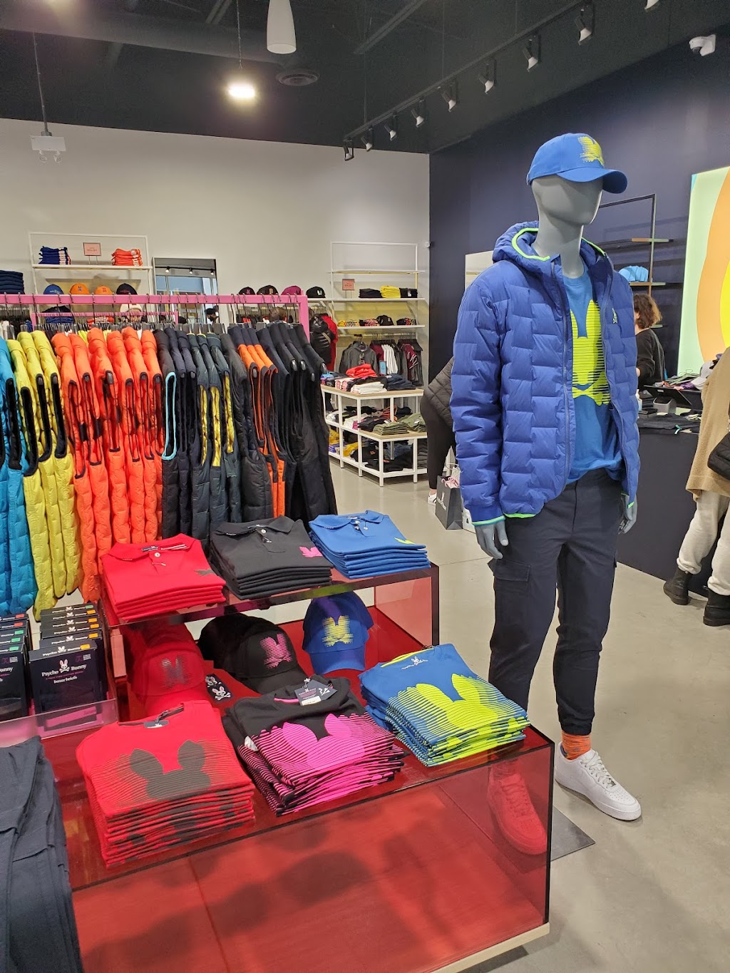 Psycho Bunny | 13850 Steeles Ave w space, Halton Hills, ON L7G 0J1, Canada | Phone: (416) 907-5584