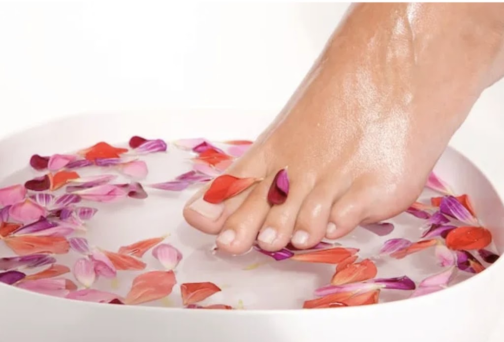 Miracca Spa | 984 Central Ave, Greenwood, NS B0P 1N0, Canada | Phone: (902) 955-3101
