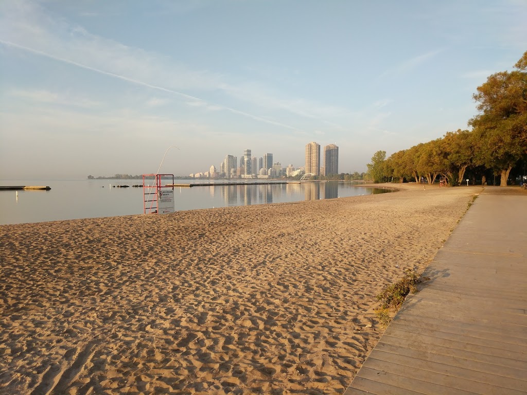 Sunnyside Boardwalk | Sunnyside Boardwalk, Toronto, ON M6S, Canada