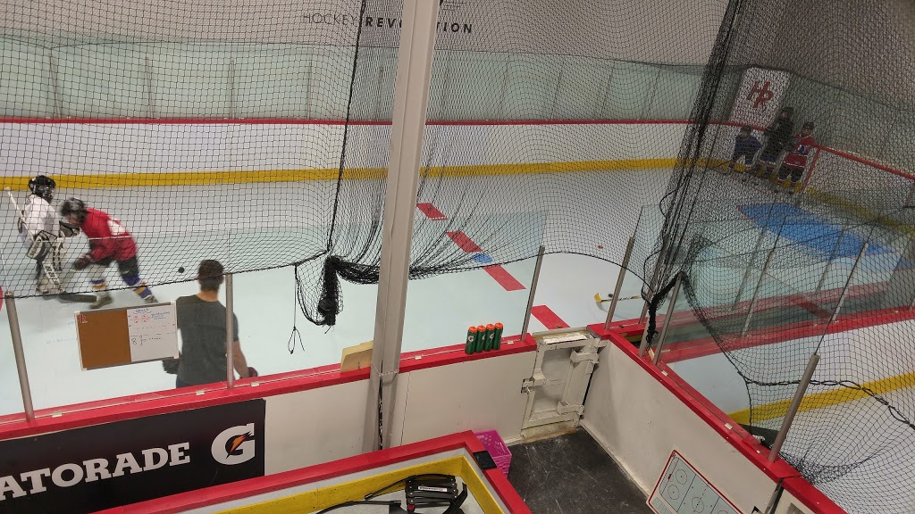 Hockey Revolution | 2600 Boulevard Ford #400, Châteauguay, QC J6J 4Z2, Canada | Phone: (514) 292-5792