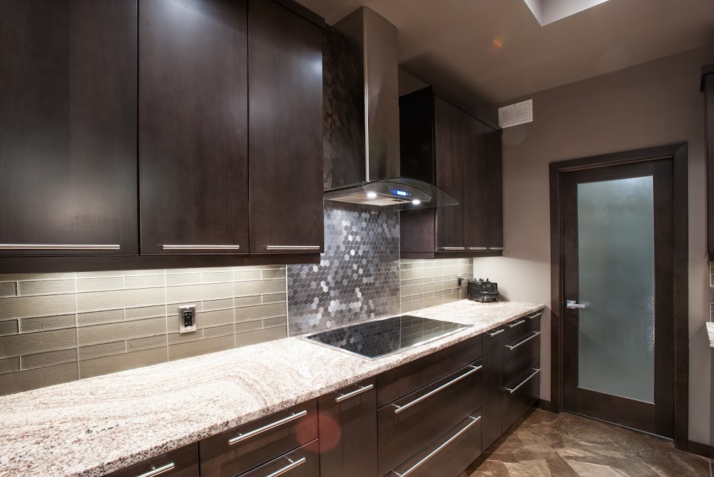 Precision Homes Ltd. 24 Hillcrest Court, Niverville, MB, R0A 0A2 | 24 Hillcrest Court, Niverville, MB R0A 0A2, Canada | Phone: (204) 388-4985