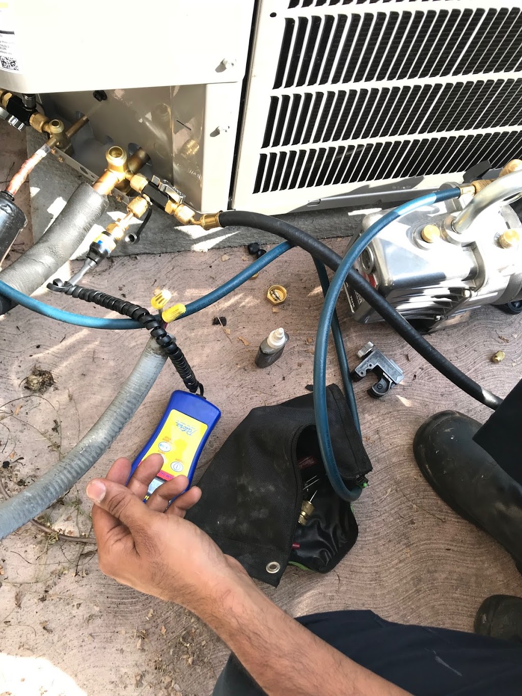 Furnace AC Solutions | 19 Lesabre Cres, Brampton, ON L6P 3R3, Canada | Phone: (416) 418-1956