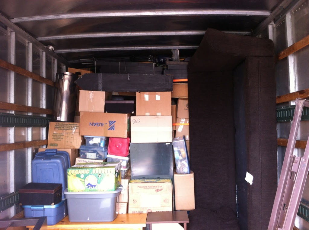 Right Move Movers | 3070 Townline Rd, Abbotsford, BC V2T 5M2, Canada | Phone: (778) 551-2151
