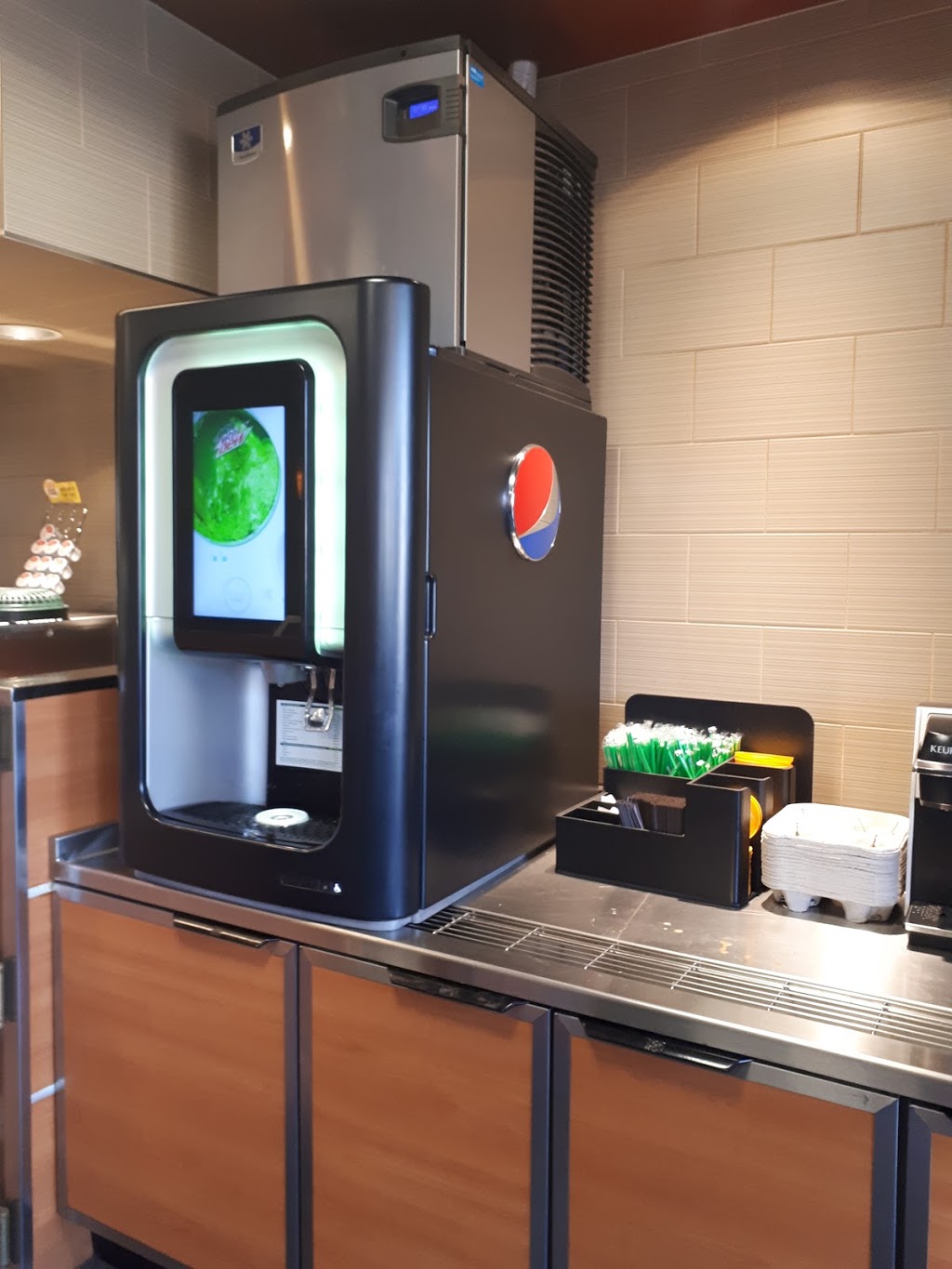 Subway | 211 George St, Dunnville, ON N1A 2T5, Canada | Phone: (905) 701-9229