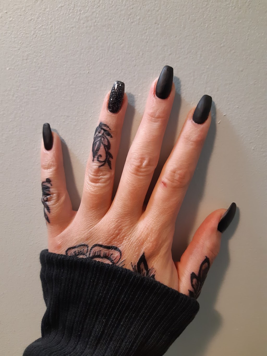 Kathys Nails | 1146 Barton St E, Hamilton, ON L8H 2V1, Canada | Phone: (905) 312-6975