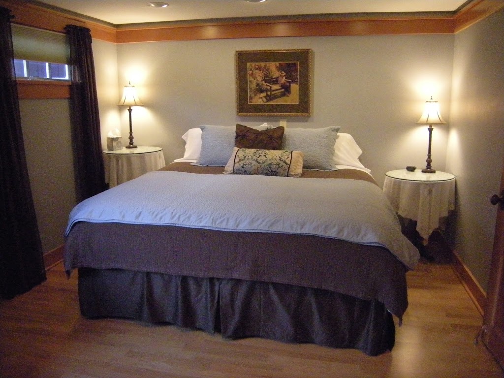 The Guest House | 409 14th St, Bellingham, WA 98225, USA | Phone: (360) 671-0774