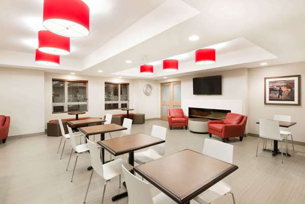 Microtel Inn & Suites by Wyndham Sudbury | 1312 Kingsway, Sudbury, ON P3B 2E5, Canada | Phone: (705) 470-6161