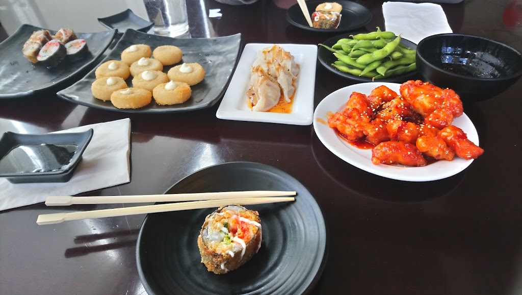 Sushi Hinata | 46 Bd de la Cité-des-Jeunes #170, Vaudreuil-Dorion, QC J7V 9L5, Canada | Phone: (450) 455-0410