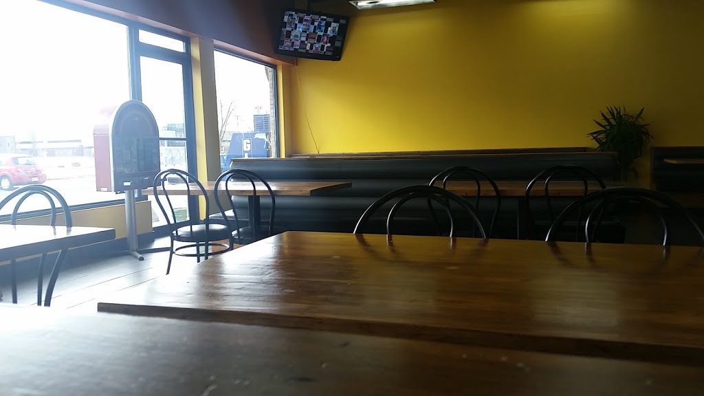 Restaurant La Belle Province | 125 Rue Valmont, Repentigny, QC J5Y 1S7, Canada