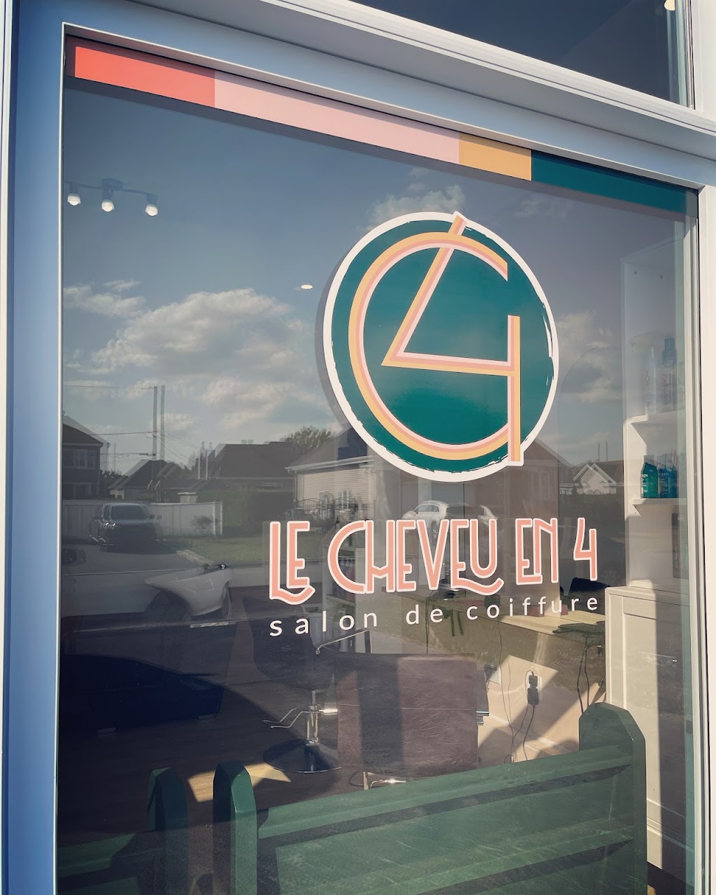 Le Cheveu en 4 | 133 Rue Annabelle, Saint-Rémi, QC J0L 2L0, Canada | Phone: (514) 717-0873