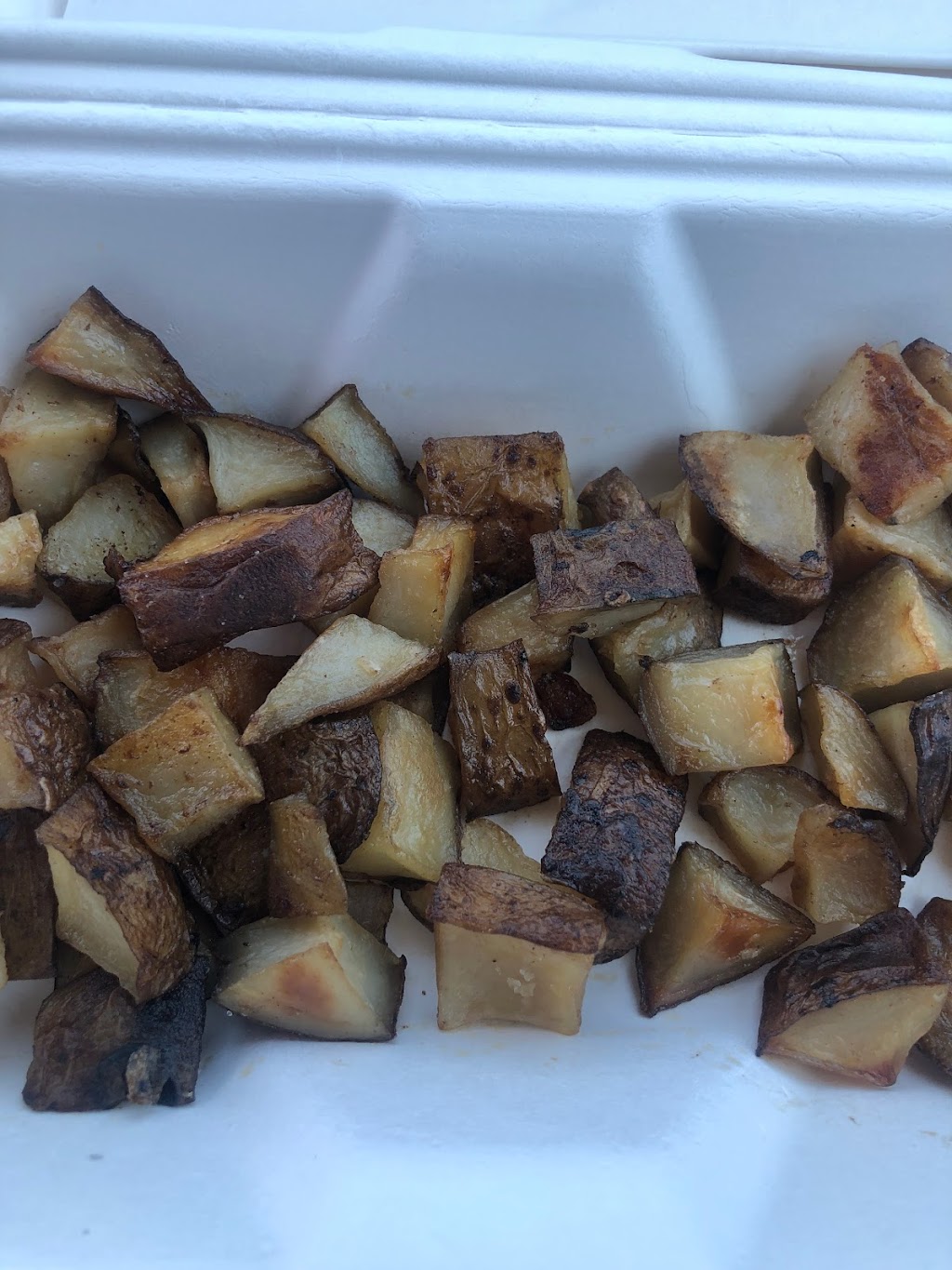 Summerside Waterfront Cafe | 98 Water St, Summerside, PE C1N 4N6, Canada | Phone: (902) 724-3146