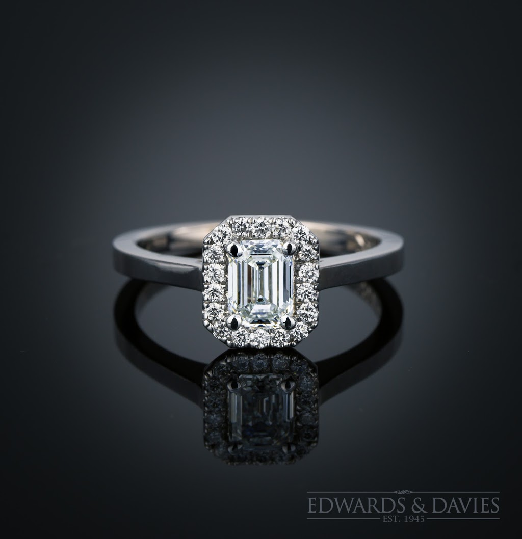 Edwards and Davies Jewellers | 2834 Danforth Ave, Toronto, ON M4C 1M1, Canada | Phone: (416) 698-7880
