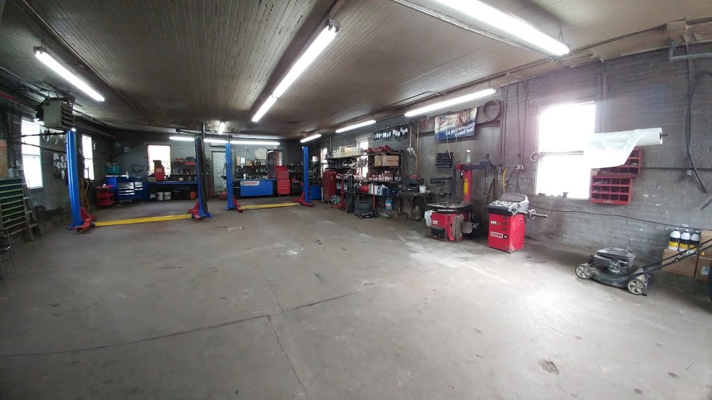 Garage R Morissette Inc | 49 Rue Saint-Lambert, Sherbrooke, QC J1C 0N7, Canada | Phone: (819) 846-2333