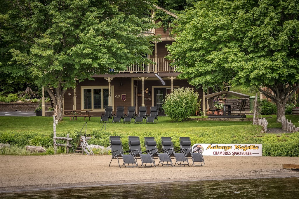 Auberge Majella | 2781 Rue de la Baie des Sables, Lac-Mégantic, QC G6B 1R5, Canada | Phone: (819) 583-6462