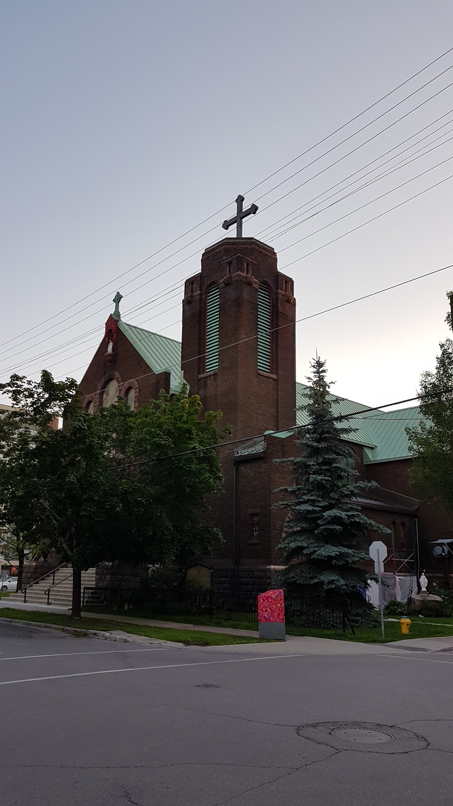 St. Theresa Roman Catholic Church | church | 95 Somerset St W, Ottawa, ON K2P 0H3, Canada | 6132355119 OR +1 613-235-5119