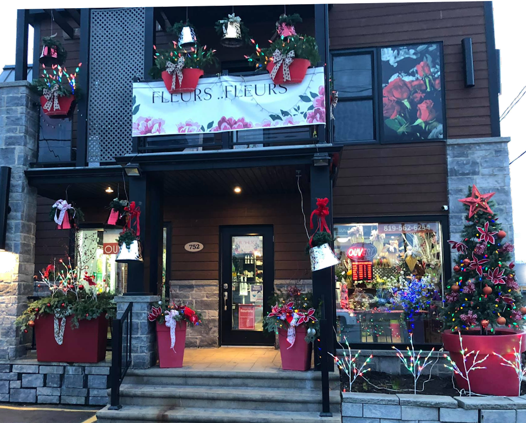 Fleuriste Lijenthem Sherbrooke | 752 Rue du Conseil, Sherbrooke, QC J1G 1L2, Canada | Phone: (819) 562-6254
