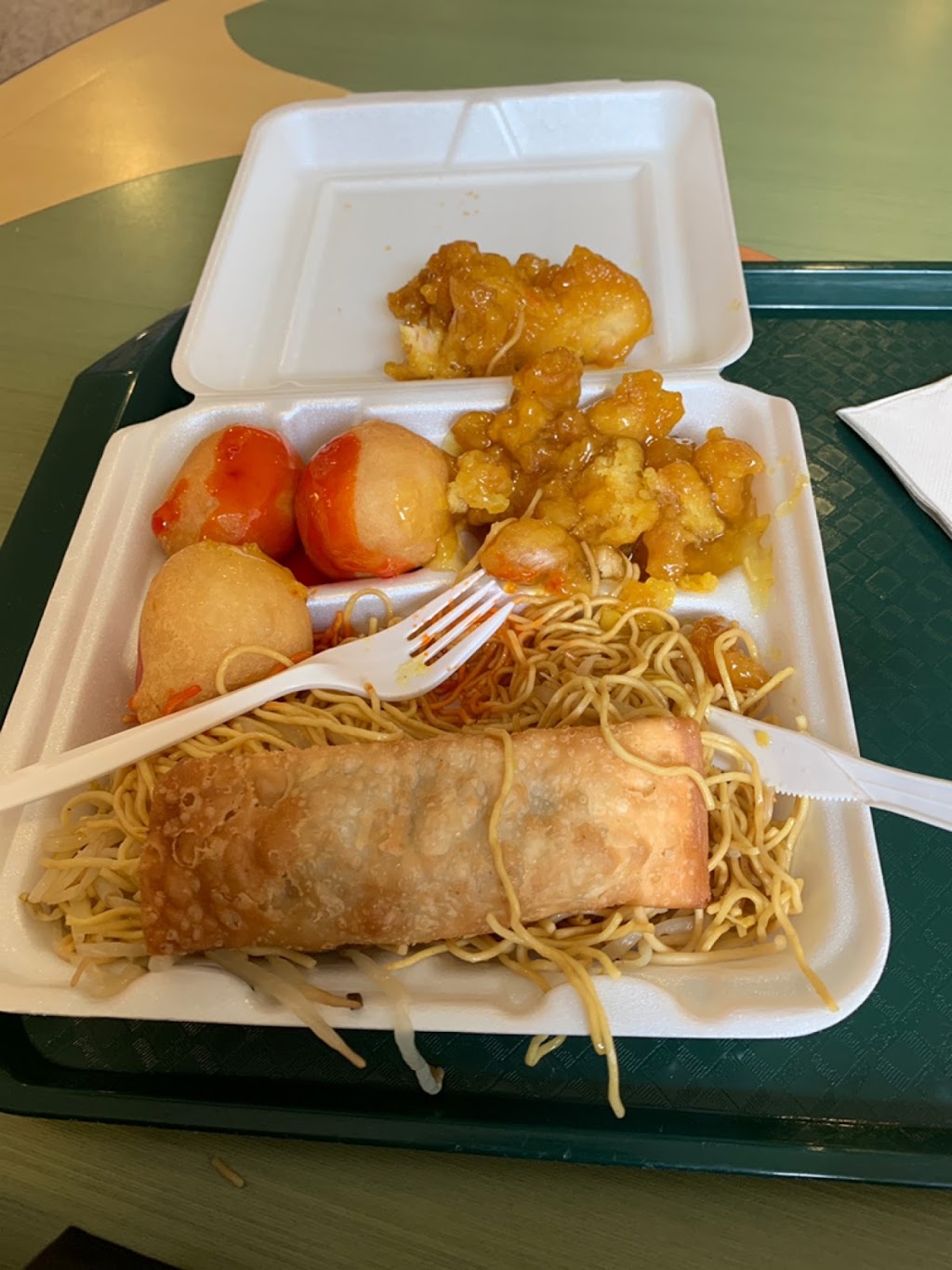 Pick N Chus | 250 The East Mall, Etobicoke, ON M9B 3Y8, Canada | Phone: (416) 236-3388