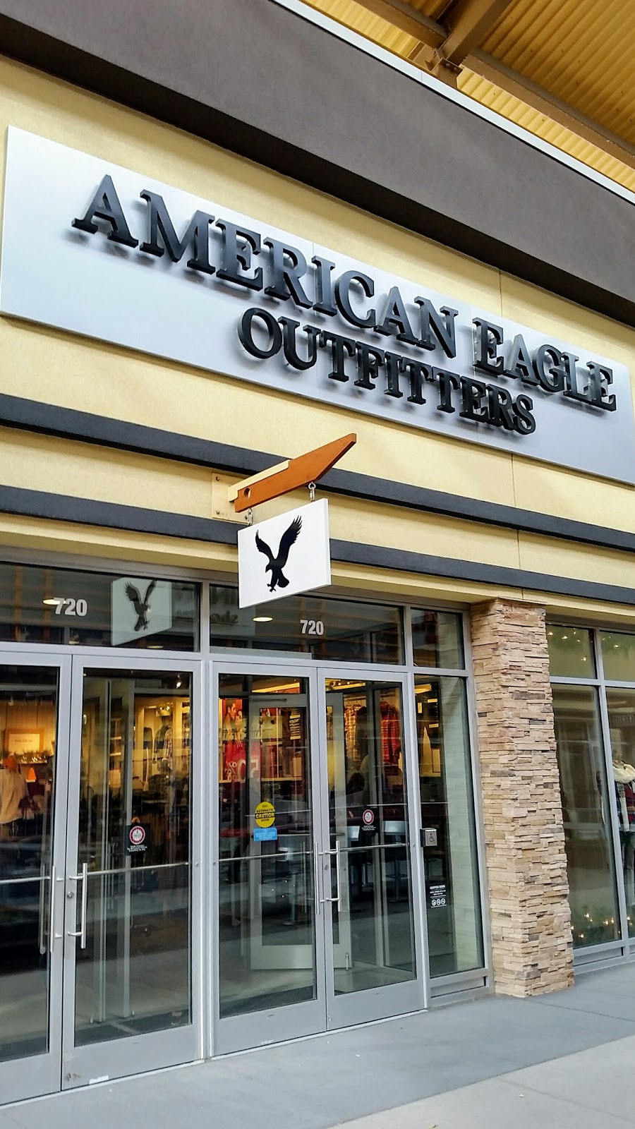 AEO Factory Store | 8555 Campeau Dr Unit 720, Ottawa, ON K2T 0K5, Canada | Phone: (613) 836-8864