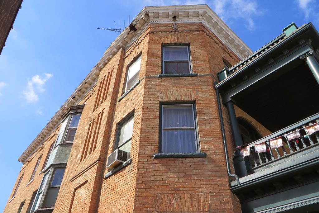 Yale Hotel | 119 S Main St, Yale, MI 48097, USA | Phone: (810) 387-2710