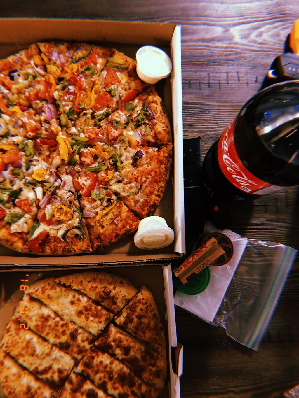 Reginos pizza / Oshawa | 15 Bond St W, Oshawa, ON L1G 1A1, Canada | Phone: (905) 438-9500