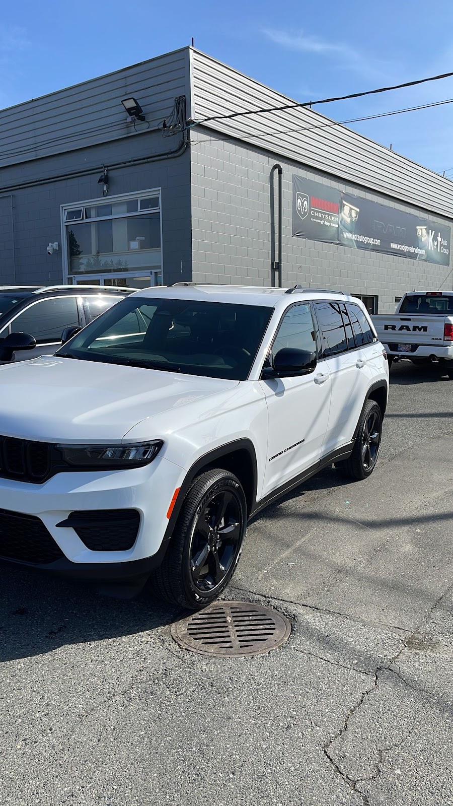 Woodgrove Chrysler | 6800 Island Hwy N, Nanaimo, BC V9V 1A3, Canada | Phone: (250) 390-3030