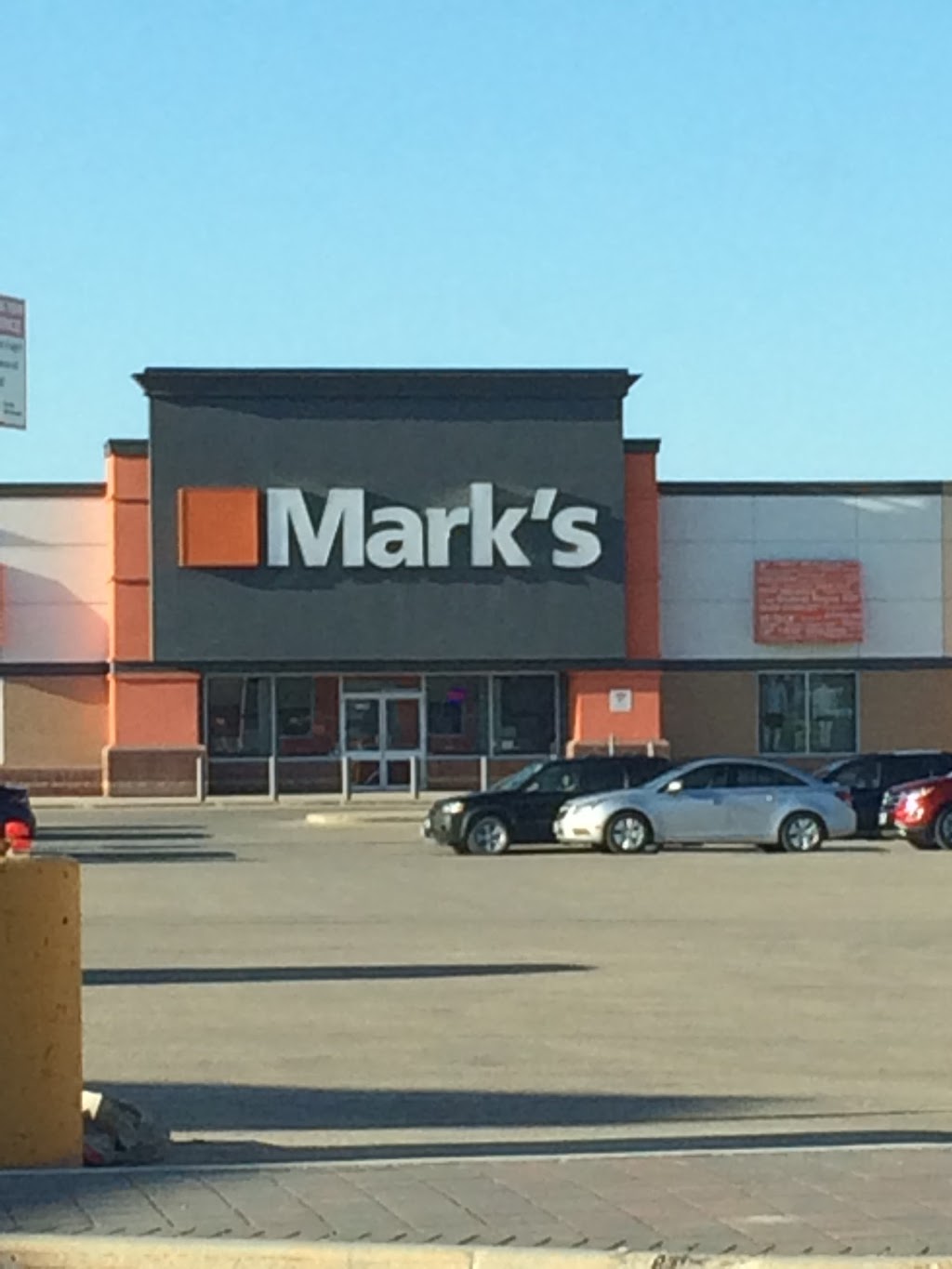 Marks | clothing store | 1585 Kenaston Blvd #12, Winnipeg, MB R3P 2N3, Canada | 2044887922 OR +1 204-488-7922