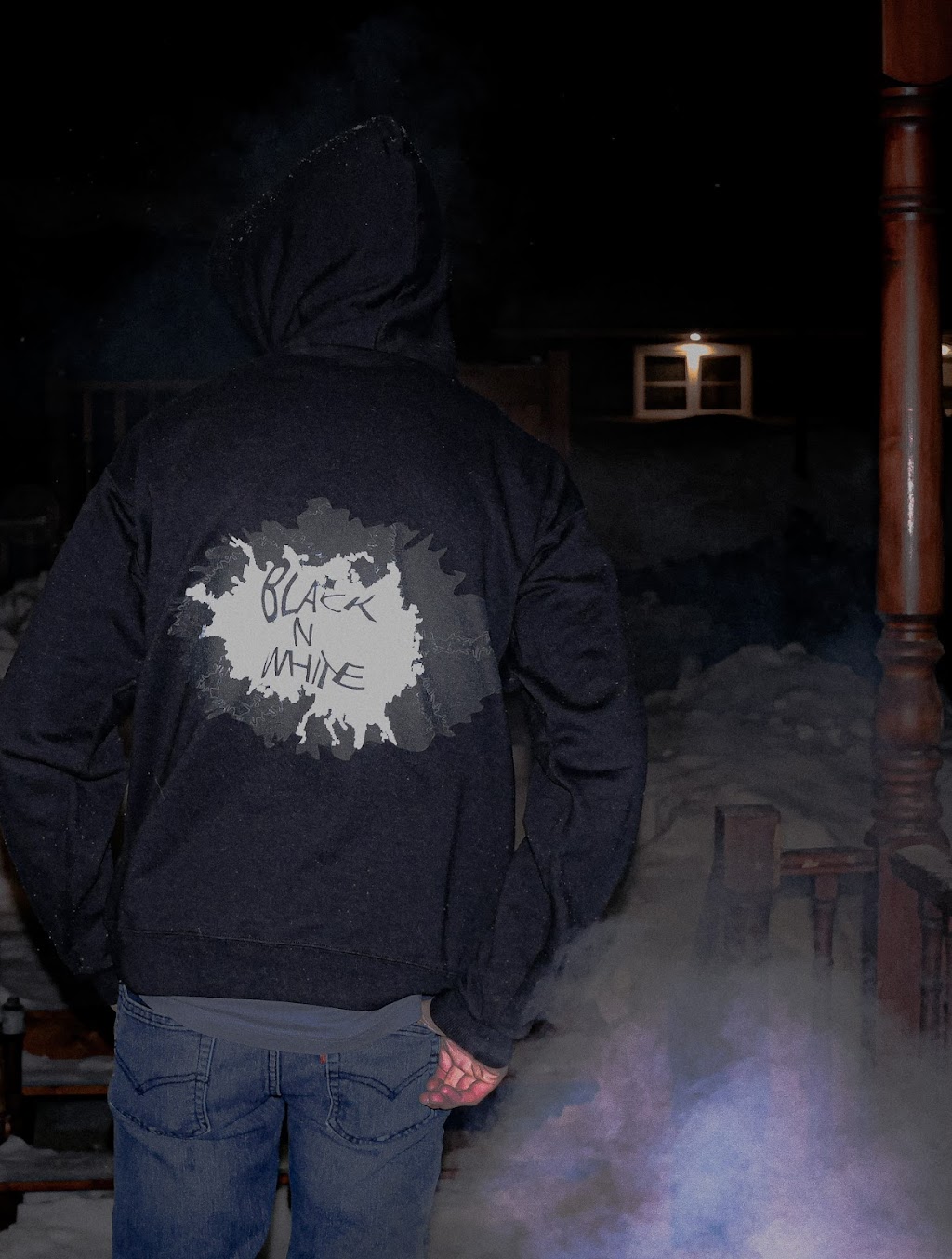 Black n White | Rue St Louis, Thetford Mines, QC G6H 1J6, Canada | Phone: (418) 946-4941