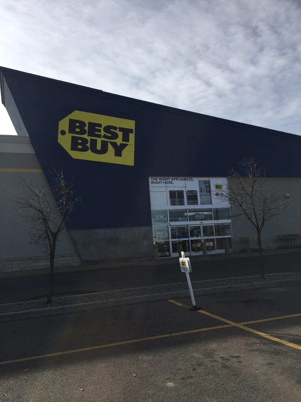 Best Buy | 3734 Mayor Magrath Dr S Unit 1C, Lethbridge, AB T1K 7T6, Canada | Phone: (866) 237-8289