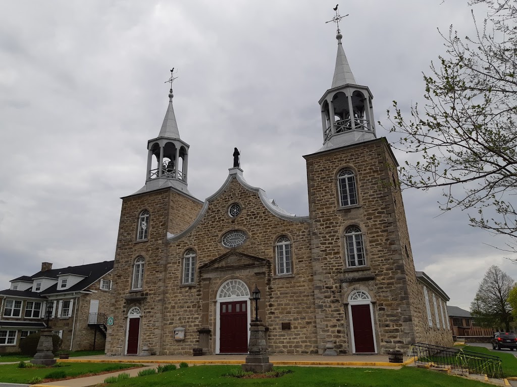Presbytère Saint Joachim de Chateauguay | 1 Boulevard DYouville, Châteauguay, QC J6K 1E9, Canada | Phone: (450) 692-8241