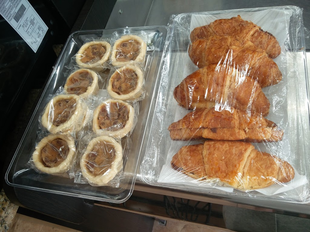 Sebs Cappuccino | 1928 Danforth Ave, Toronto, ON M4C 1J4, Canada | Phone: (416) 425-9833