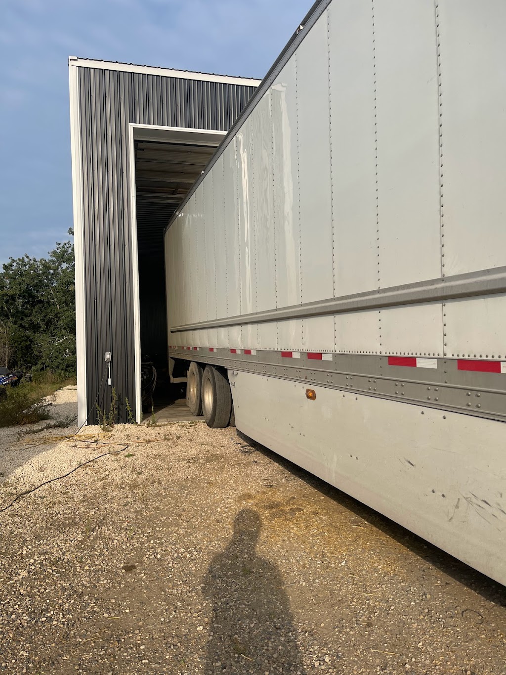 Starlight Truck & Trailer Repair | Road 61W, Austin, MB R0H 0C0, Canada | Phone: (204) 872-1100