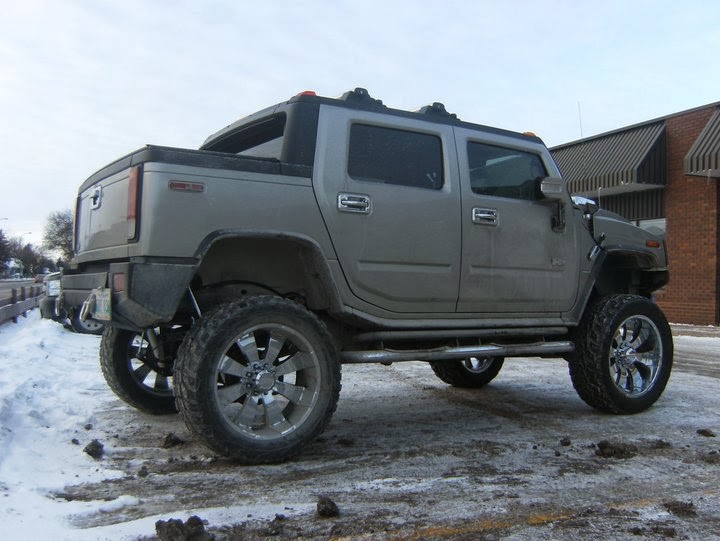 Urban Rides Motorsports | 359 Johnson Ave W, Winnipeg, MB R2L 0J2, Canada | Phone: (204) 669-3344