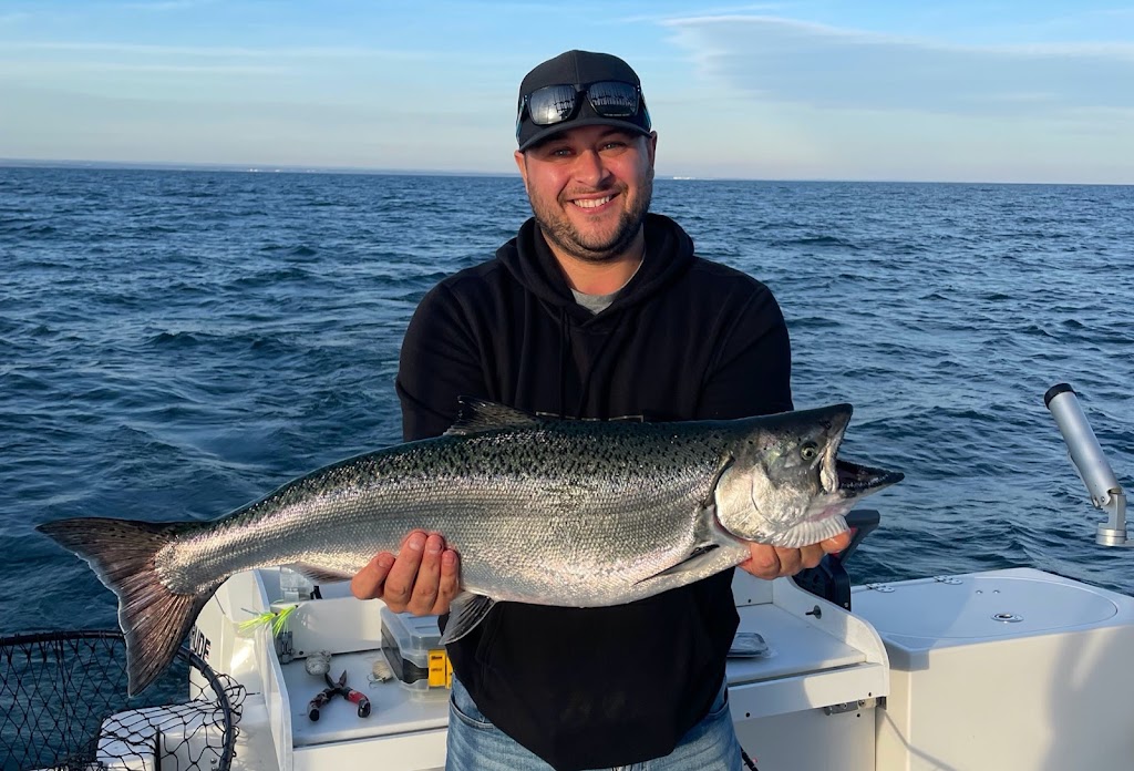Limit King Fishing Charters | point of interest | 301 Watson St W, Whitby, ON L1N 1A2, Canada | 7053350940 OR +1 705-335-0940