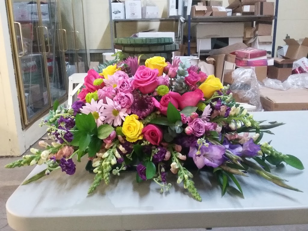 The Blossom Shop | 167 Bridge St, Carleton Place, ON K7C 2V6, Canada | Phone: (613) 257-1855