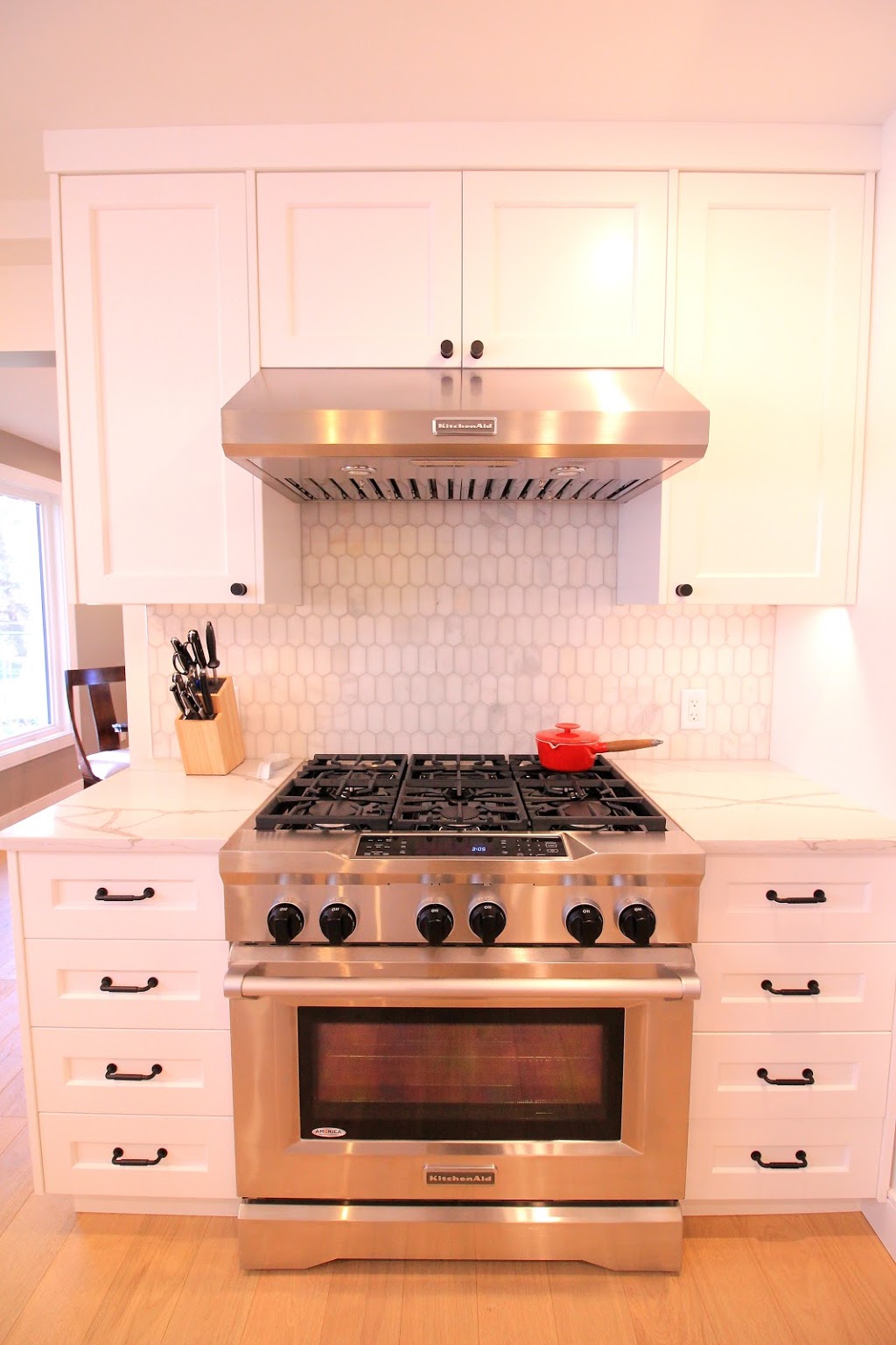 Contour Cabinets & Millwork | 320 Hodsman Rd, Regina, SK S4N 5X4, Canada | Phone: (306) 552-8200