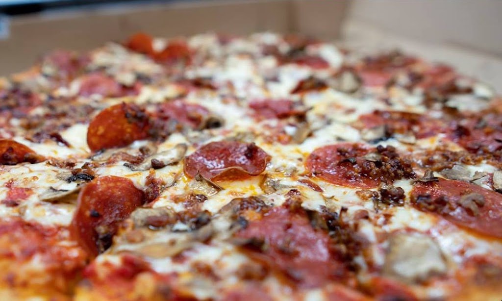 PizzAmore | 37 Hastings St N, Bancroft, ON K0L 1C0, Canada | Phone: (613) 332-6673